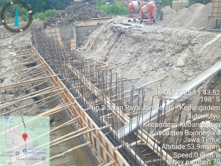 Timephoto 20251016 114352 copy 441x330